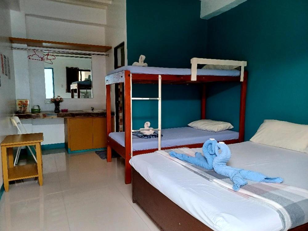 Pete'S Inn Roxas City Exterior photo